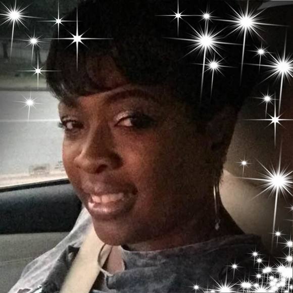 Poshmark profile picture for @pumpkin